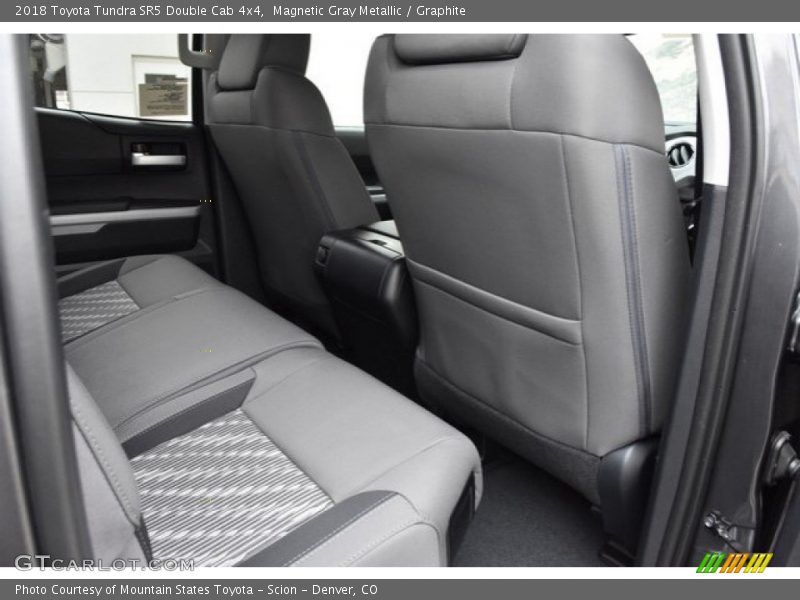 Magnetic Gray Metallic / Graphite 2018 Toyota Tundra SR5 Double Cab 4x4