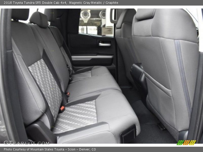 Magnetic Gray Metallic / Graphite 2018 Toyota Tundra SR5 Double Cab 4x4