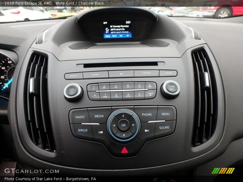 White Gold / Charcoal Black 2018 Ford Escape SE 4WD