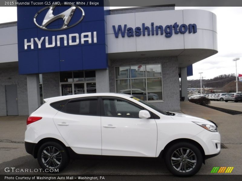 Winter White / Beige 2015 Hyundai Tucson GLS AWD
