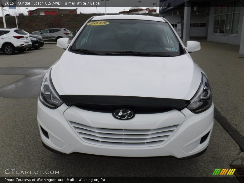 Winter White / Beige 2015 Hyundai Tucson GLS AWD