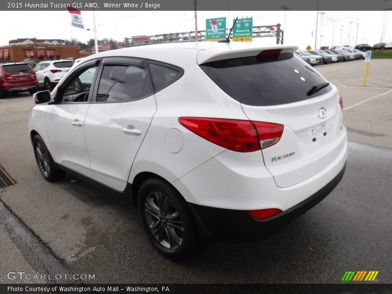 Winter White / Beige 2015 Hyundai Tucson GLS AWD