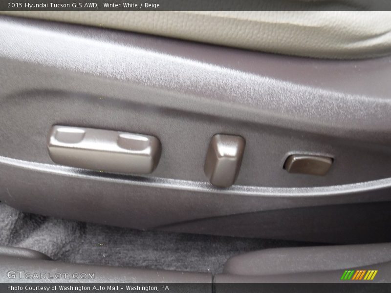 Winter White / Beige 2015 Hyundai Tucson GLS AWD