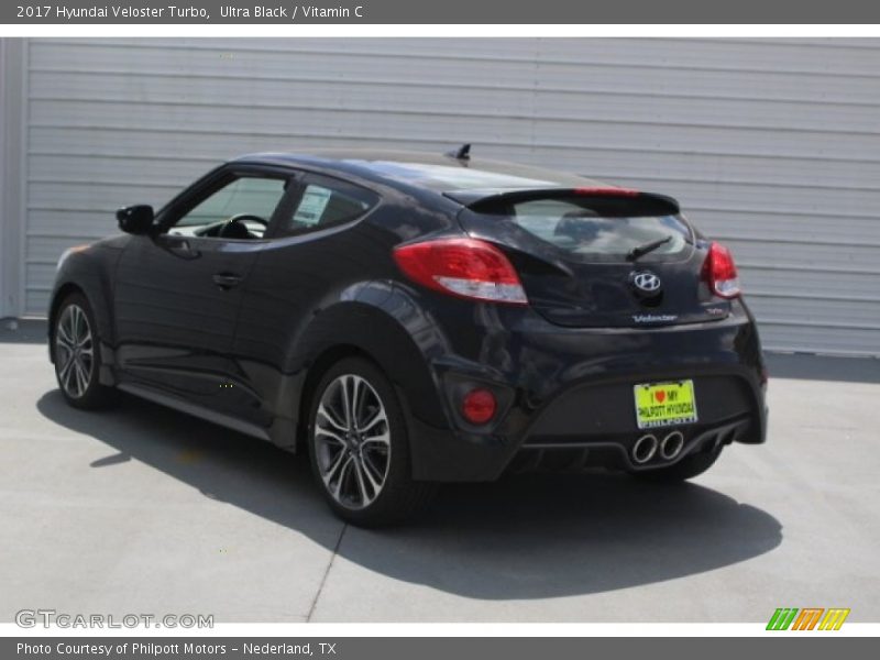 Ultra Black / Vitamin C 2017 Hyundai Veloster Turbo