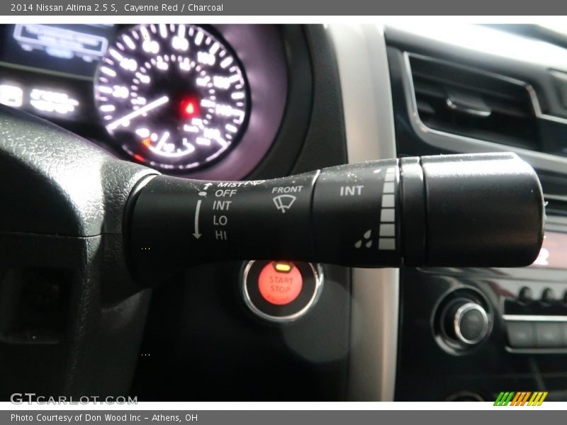 Cayenne Red / Charcoal 2014 Nissan Altima 2.5 S