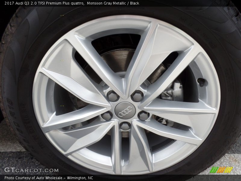 Monsoon Gray Metallic / Black 2017 Audi Q3 2.0 TFSI Premium Plus quattro
