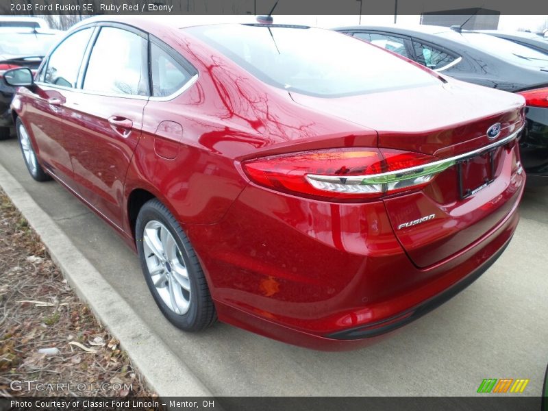 Ruby Red / Ebony 2018 Ford Fusion SE