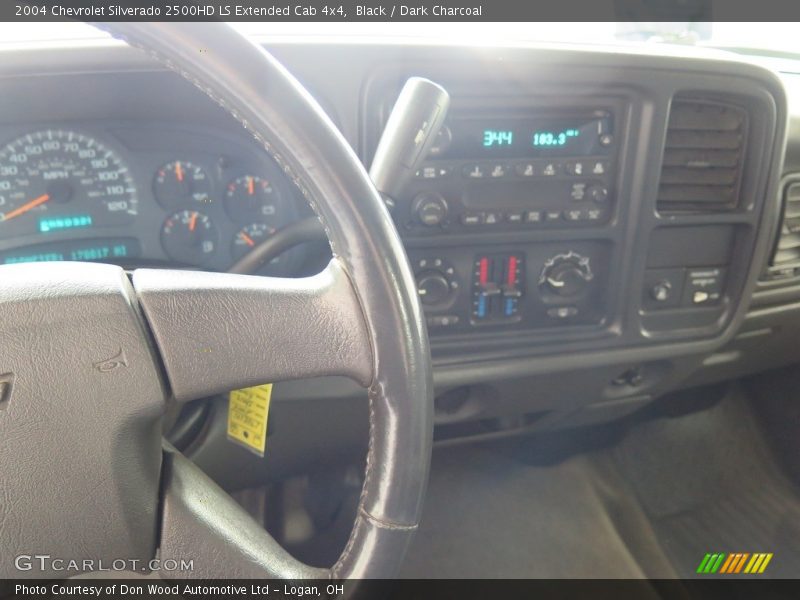 Black / Dark Charcoal 2004 Chevrolet Silverado 2500HD LS Extended Cab 4x4