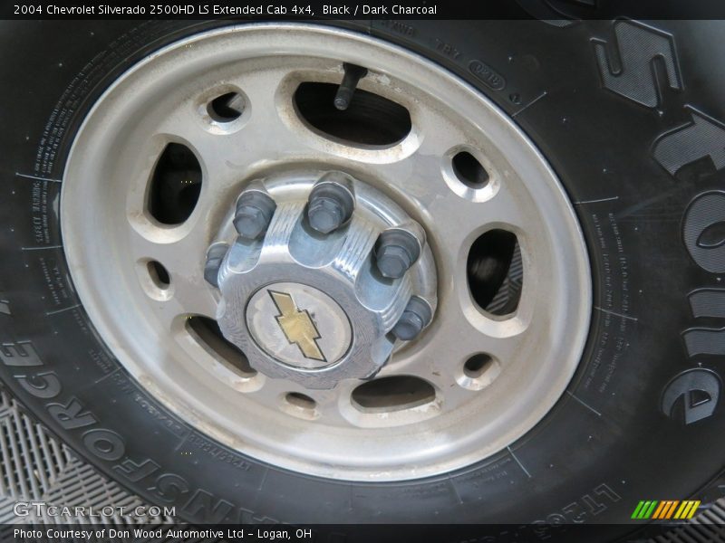 Black / Dark Charcoal 2004 Chevrolet Silverado 2500HD LS Extended Cab 4x4