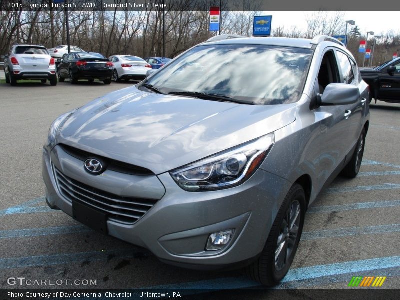 Diamond Silver / Beige 2015 Hyundai Tucson SE AWD