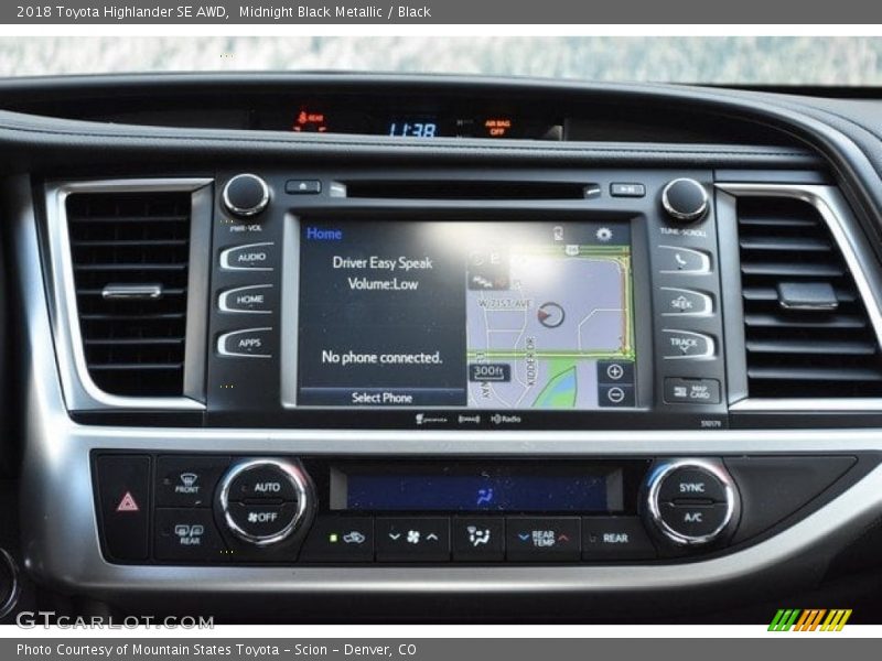 Midnight Black Metallic / Black 2018 Toyota Highlander SE AWD