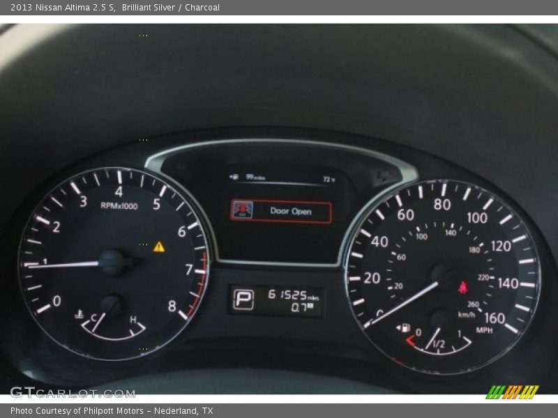 Brilliant Silver / Charcoal 2013 Nissan Altima 2.5 S