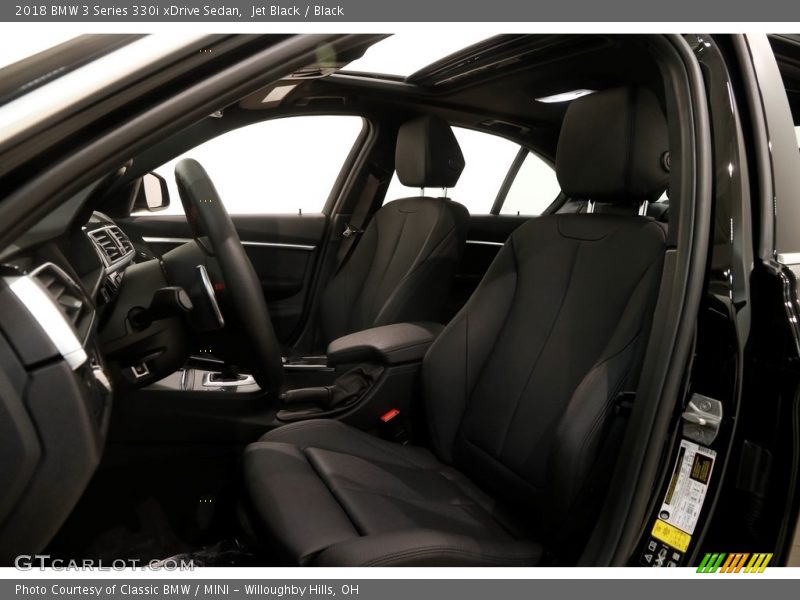 Jet Black / Black 2018 BMW 3 Series 330i xDrive Sedan