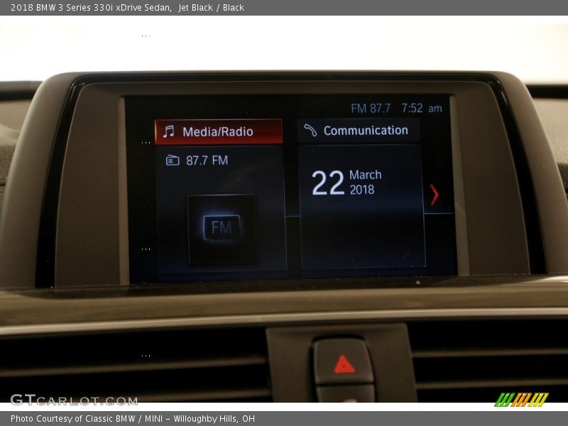 Jet Black / Black 2018 BMW 3 Series 330i xDrive Sedan
