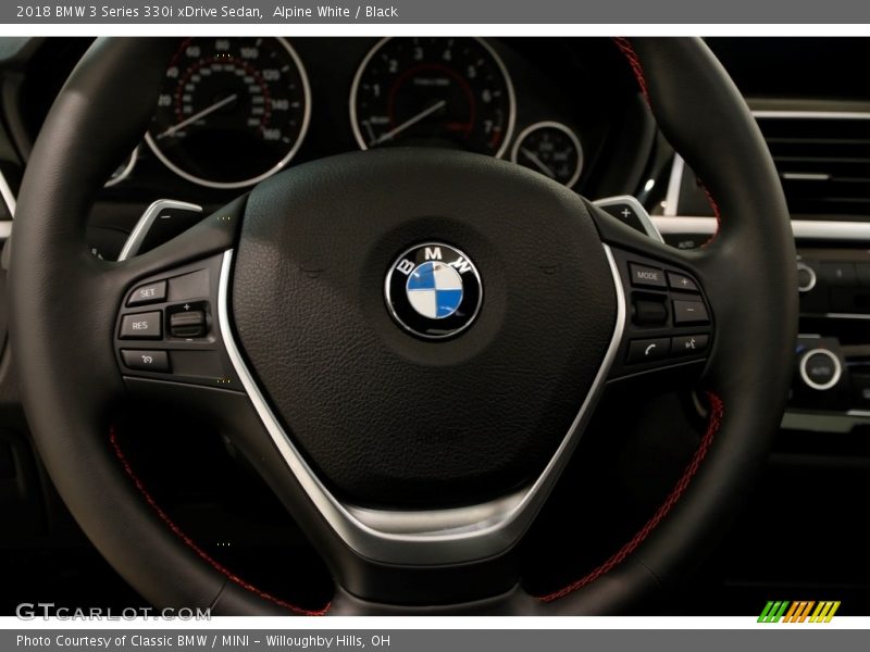 Alpine White / Black 2018 BMW 3 Series 330i xDrive Sedan