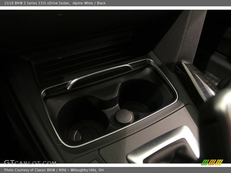 Alpine White / Black 2018 BMW 3 Series 330i xDrive Sedan