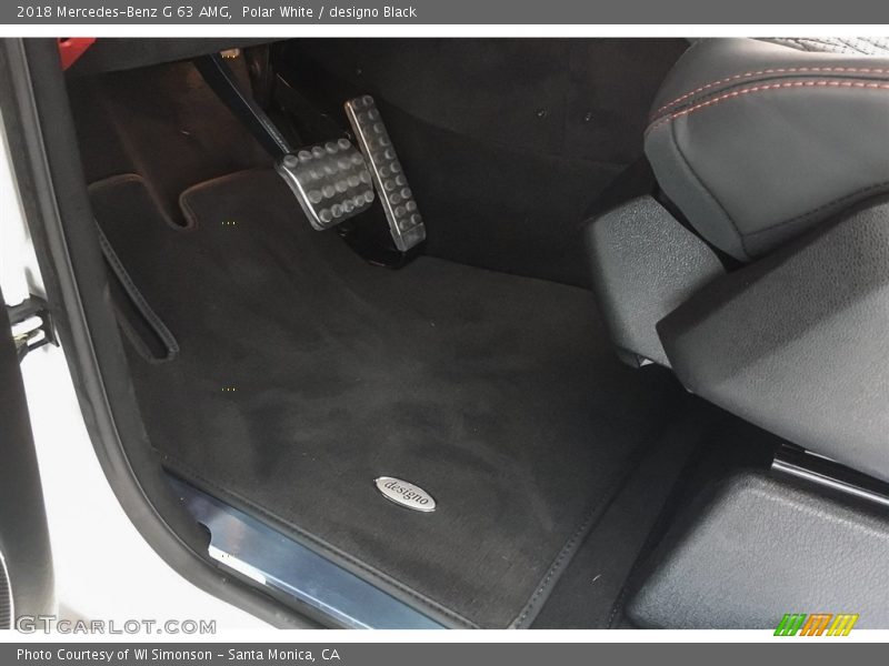 Polar White / designo Black 2018 Mercedes-Benz G 63 AMG