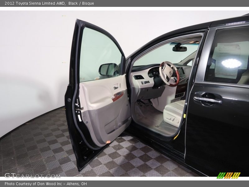 Black / Bisque 2012 Toyota Sienna Limited AWD