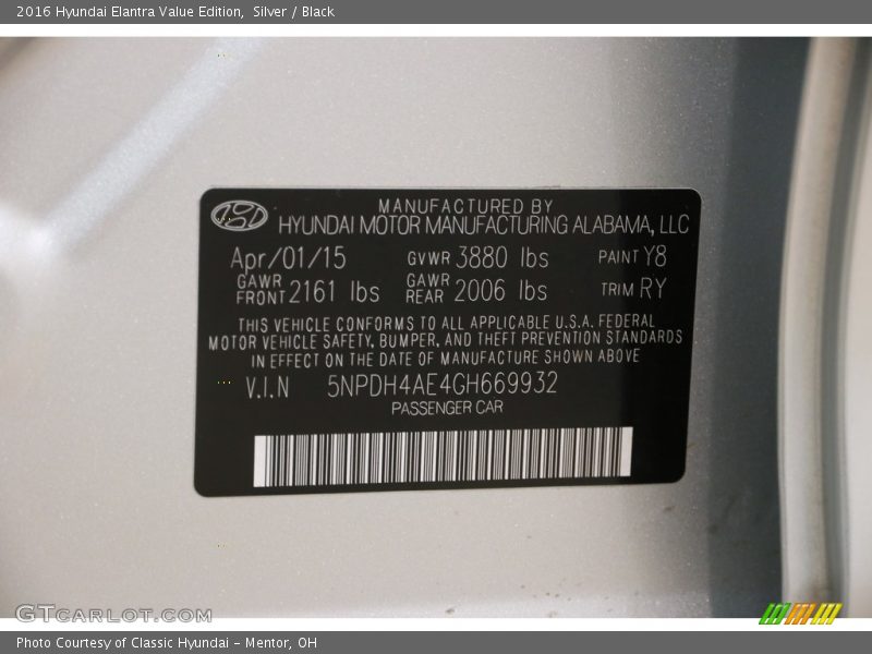 Silver / Black 2016 Hyundai Elantra Value Edition