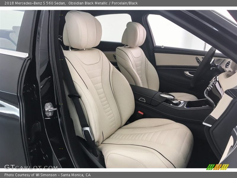 Obsidian Black Metallic / Porcelain/Black 2018 Mercedes-Benz S 560 Sedan