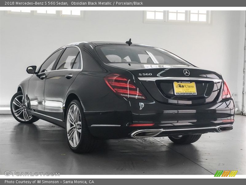 Obsidian Black Metallic / Porcelain/Black 2018 Mercedes-Benz S 560 Sedan