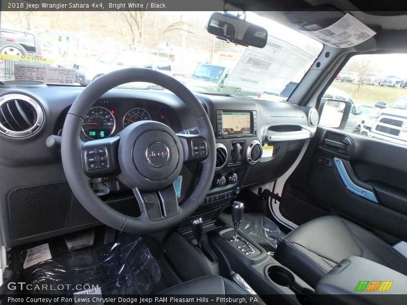 Bright White / Black 2018 Jeep Wrangler Sahara 4x4