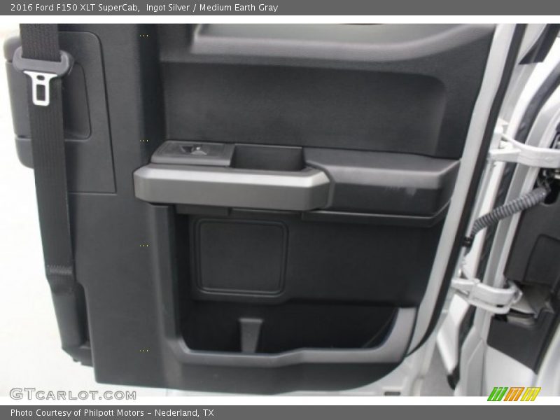 Ingot Silver / Medium Earth Gray 2016 Ford F150 XLT SuperCab