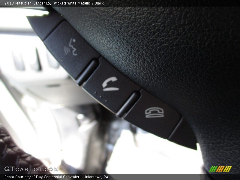 Wicked White Metallic / Black 2013 Mitsubishi Lancer ES