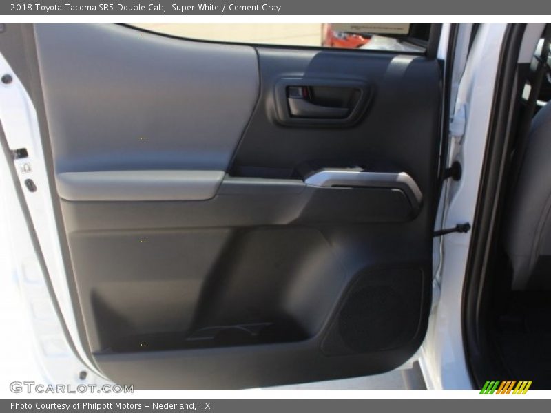 Super White / Cement Gray 2018 Toyota Tacoma SR5 Double Cab