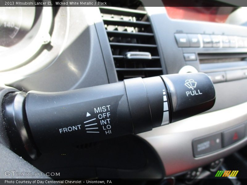 Wicked White Metallic / Black 2013 Mitsubishi Lancer ES
