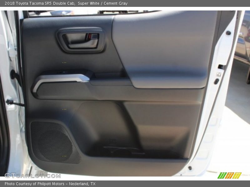 Super White / Cement Gray 2018 Toyota Tacoma SR5 Double Cab