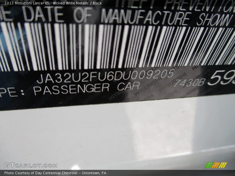 Wicked White Metallic / Black 2013 Mitsubishi Lancer ES