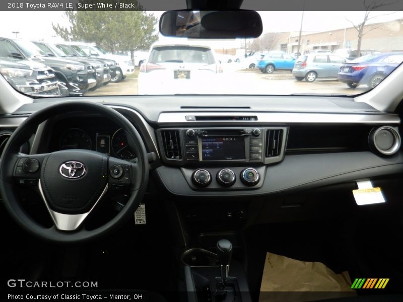 Super White / Black 2018 Toyota RAV4 LE