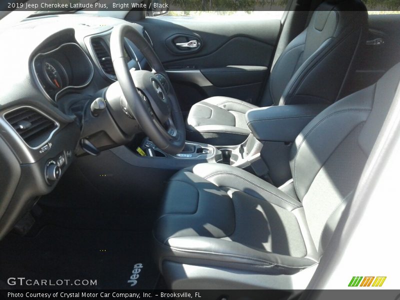 Bright White / Black 2019 Jeep Cherokee Latitude Plus