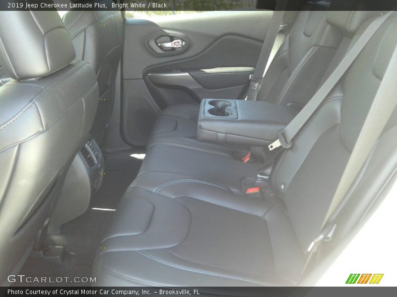 Bright White / Black 2019 Jeep Cherokee Latitude Plus