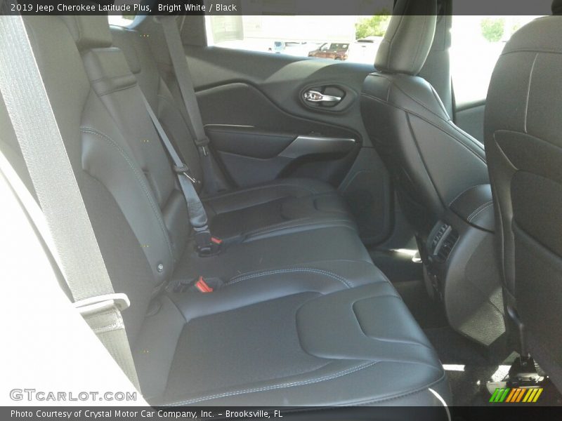 Bright White / Black 2019 Jeep Cherokee Latitude Plus