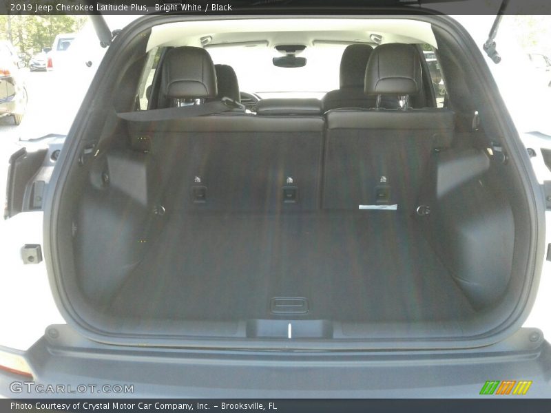 Bright White / Black 2019 Jeep Cherokee Latitude Plus