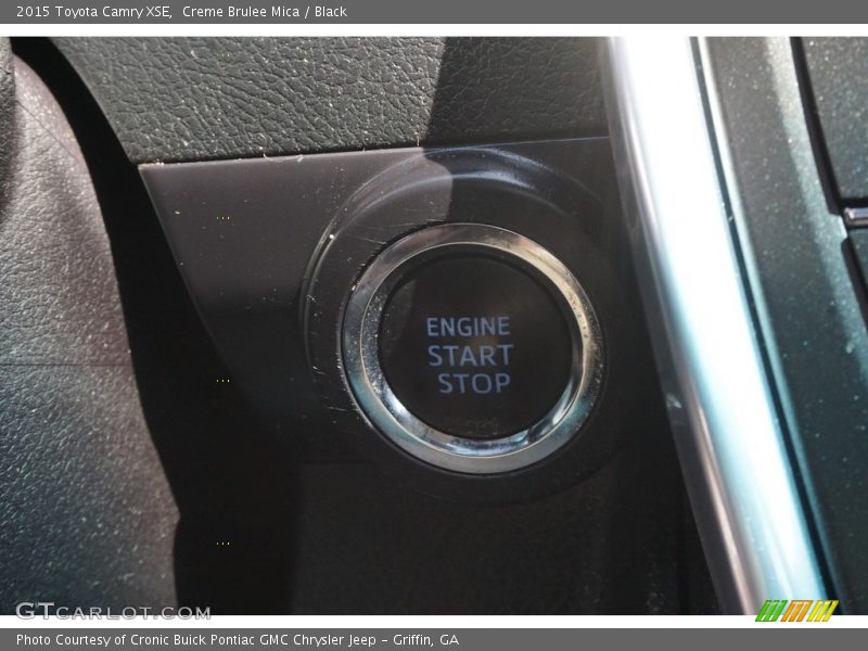 Creme Brulee Mica / Black 2015 Toyota Camry XSE