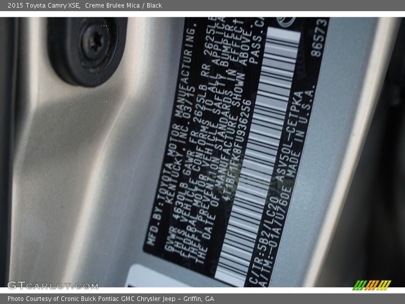 Creme Brulee Mica / Black 2015 Toyota Camry XSE