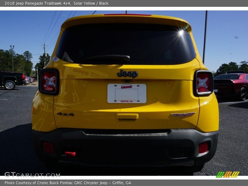 Solar Yellow / Black 2018 Jeep Renegade Trailhawk 4x4