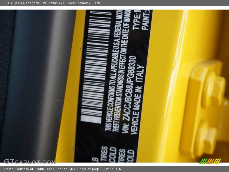 Solar Yellow / Black 2018 Jeep Renegade Trailhawk 4x4