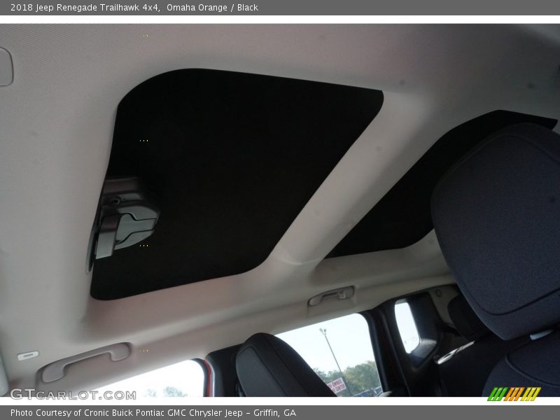 Omaha Orange / Black 2018 Jeep Renegade Trailhawk 4x4