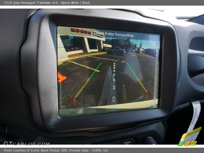 Alpine White / Black 2018 Jeep Renegade Trailhawk 4x4