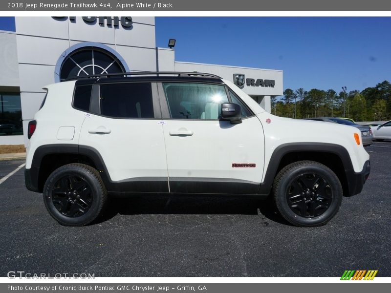 Alpine White / Black 2018 Jeep Renegade Trailhawk 4x4