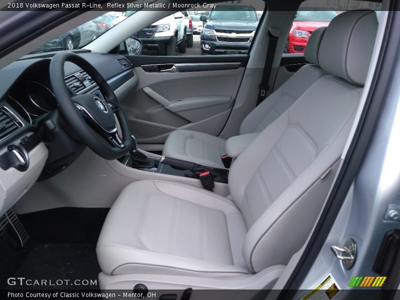  2018 Passat R-Line Moonrock Gray Interior