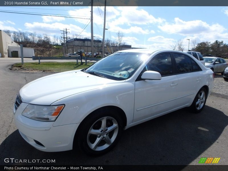 Pearl White / Camel 2010 Hyundai Sonata GLS
