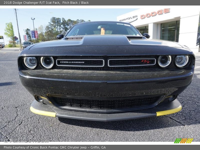 Pitch Black / Black 2018 Dodge Challenger R/T Scat Pack