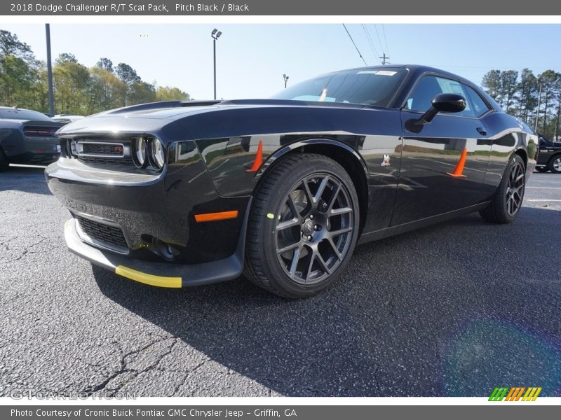 Pitch Black / Black 2018 Dodge Challenger R/T Scat Pack