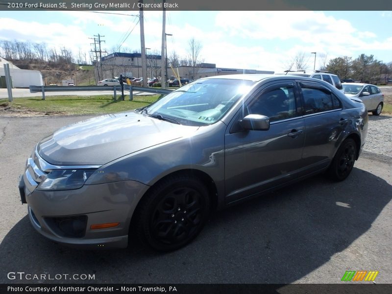 Sterling Grey Metallic / Charcoal Black 2010 Ford Fusion SE