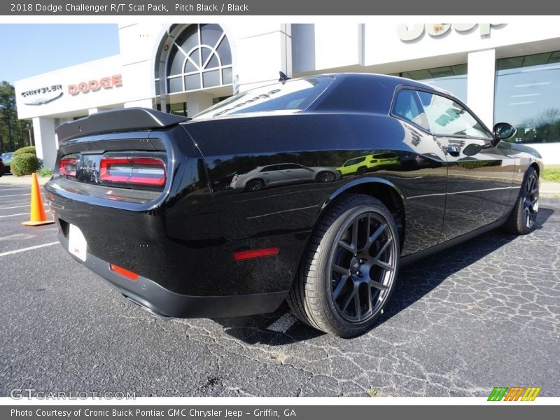 Pitch Black / Black 2018 Dodge Challenger R/T Scat Pack